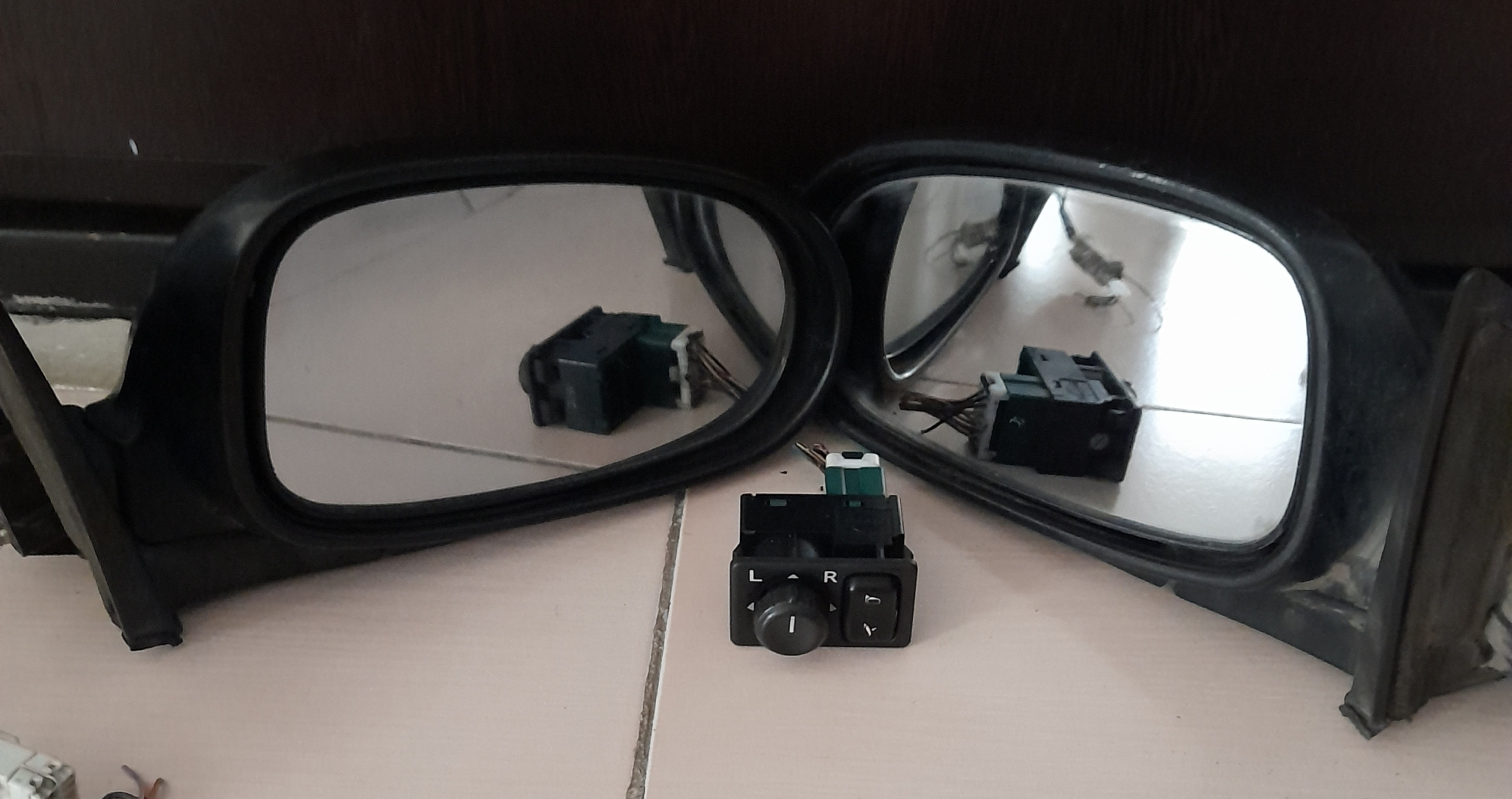 آینه برقی فابریک ماکسیما